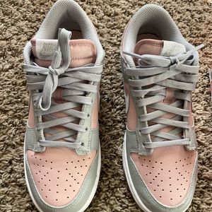 Women Nike Dunks 8w / 6.5m